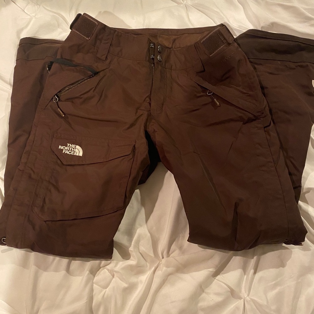 The North Face Women’s snow pants. Ski/snowboard.